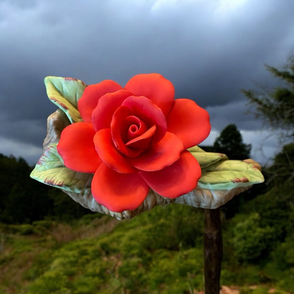Vintage Georgian Fine Porcelain Red Rose Figurine Flower Sculpture Taiwan